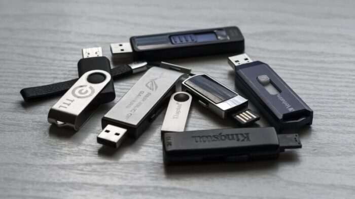 USB Drive - How to Transfer Photos from Email to USB Stick 11