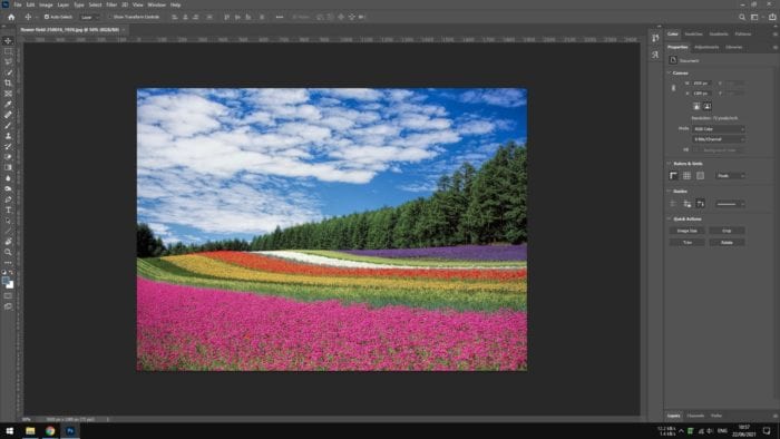 photoshop 2 - How to Copy a Color from a Picture in Photoshop 5